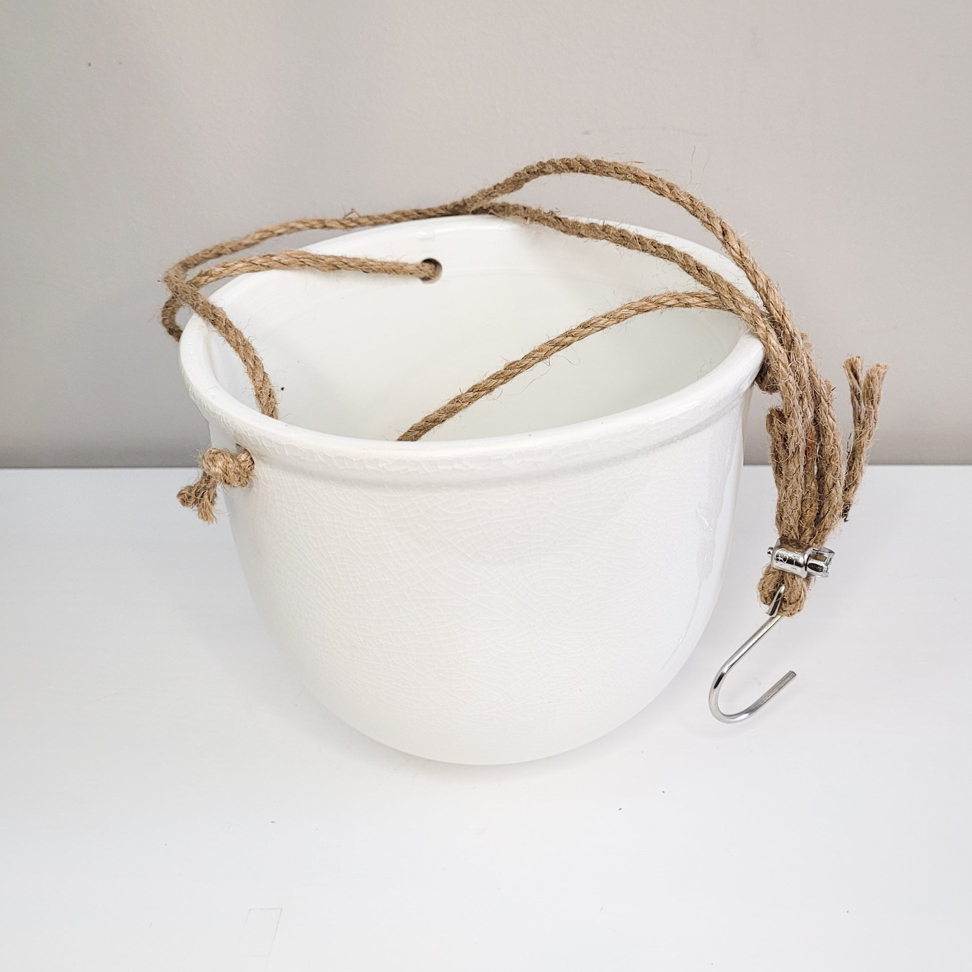 White Ceramic hanging planter-pot-ThePaintedLeaf